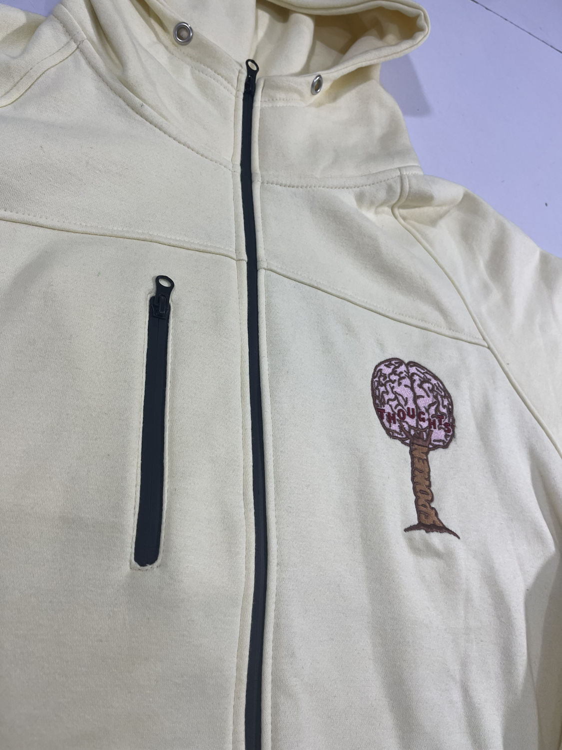 Spoken thoughts jogger set